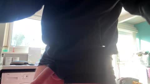 n0facen0case1 online show from 03-08-26, 03:27