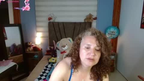 Snapshot of nadia_84 chatting on 05-26-26, 12:12 nadia_84 online show from 05-26-26, 12:12