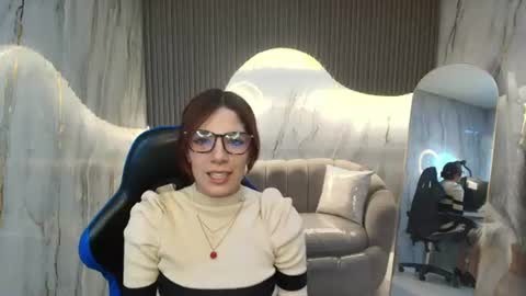 Snapshot of nadia_r_ chatting on 07-10-26, 08:00 Nadia online show from 07-10-26, 08:00