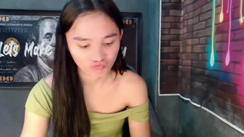 Snapshot of nadiestar chatting on 06-18-26, 12:33 nadiestar online show from 06-18-26, 12:33