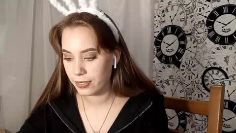 Anna online show from 10-08-25, 08:12