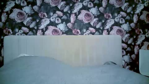 Nadjia online show from 12-18-25, 11:55