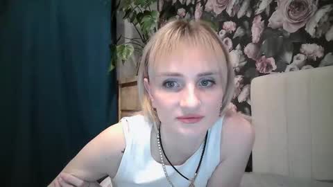 Nadjia online show from 01-06-26, 04:11