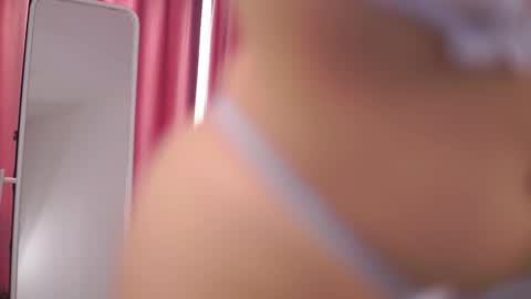 Snapshot of nadyablue chatting on 02-11-26, 10:31 Nadia online show from 02-11-26, 10:31