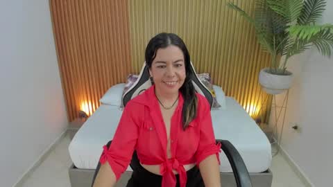 N A H I A online show from 03-06-25, 03:02