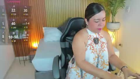 Snapshot of nahia_13 chatting on 06-15-26, 12:29 N A H I A online show from 06-15-26, 12:29
