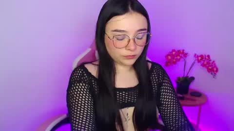 Snapshot of nahia__1 chatting on 06-24-26, 03:44 Nahia online show from 06-24-26, 03:44