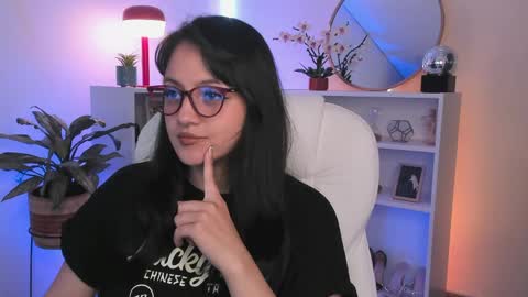 Snapshot of nahiapaws chatting on 05-04-26, 06:37 Nahia INDEPENDENT MODEL P online show from 05-04-26, 06:37