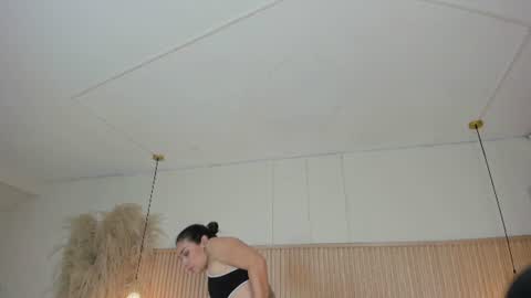 Snapshot of nahimithompson chatting on 07-17-26, 07:19 Nahimi online show from 07-17-26, 07:19