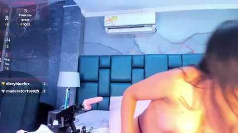 Snapshot of nahomi_wild chatting on 02-01-25, 11:16 Nahomi online show from 02-01-25, 11:16