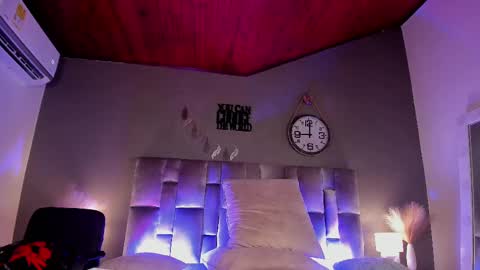  VICTORIA  online show from 02-20-25, 11:21