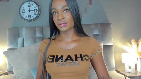  VICTORIA  online show from 02-28-25, 07:35