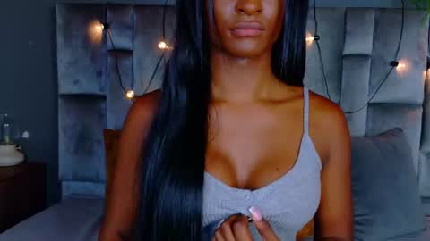 Snapshot of nahomicampbell_ chatting on 07-16-26, 07:42 VICTORIA online show from 07-16-26, 07:42