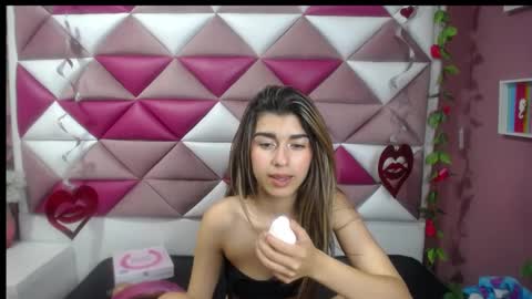 NahomiConnorr online show from 01-10-25, 03:58