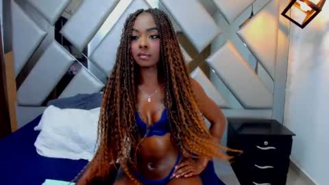Snapshot of nahomii_hill chatting on 07-11-26, 01:19 Nahomi online show from 07-11-26, 01:19