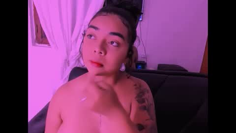 nahomy_hancook online show from 11-23-25, 10:26