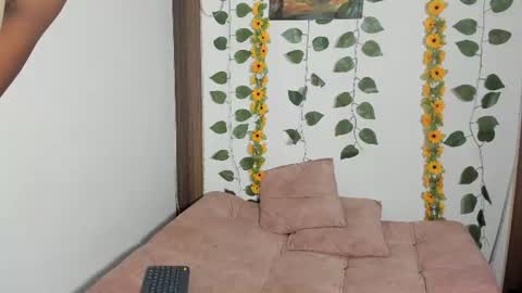 Nahomy  online show from 07-14-26, 01:52