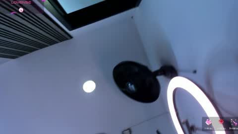 Snapshot of nahomyrusell chatting on 06-08-26, 01:55 nahomyrusell online show from 06-08-26, 01:55