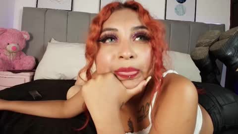 Naia online show from 11-26-25, 08:10