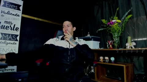 naider_1 online show from 04-07-26, 05:08