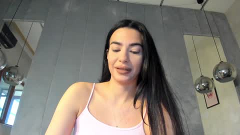 Snapshot of naila18 chatting on 12-07-24, 07:16 Naila online show from 12-07-24, 07:16