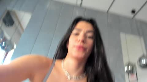Snapshot of naila18 chatting on 12-12-24, 10:02 Naila online show from 12-12-24, 10:02