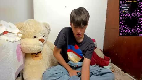 Snapshot of naim_theking chatting on 02-20-26, 04:18 N A I M T H E K I N G online show from 02-20-26, 04:18