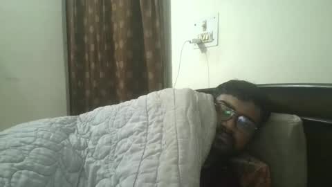 Snapshot of nairanandu28 chatting on 12-20-25, 03:13 NAIRANANDU28 online show from 12-20-25, 03:13