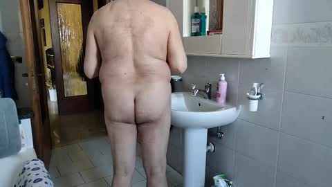 Snapshot of nakednudist72 chatting on 05-03-26, 09:48 Naked Naturist online show from 05-03-26, 09:48