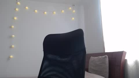 Nala online show from 10-27-25, 02:10