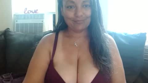 Snapshot of nala_thickk chatting on 05-08-26, 06:02 Nala Thickk online show from 05-08-26, 06:02
