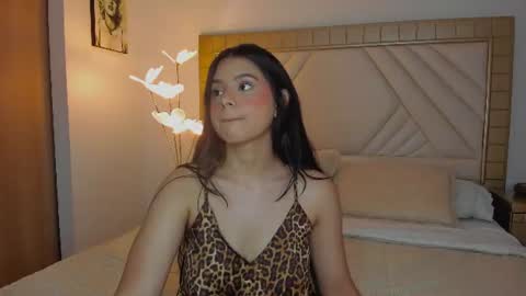 Snapshot of nalah_gomez_ chatting on 07-31-26, 10:31 Nalah online show from 07-31-26, 10:31