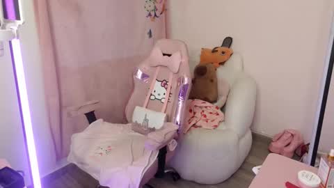 nami_usagi online show from 11-13-25, 02:49