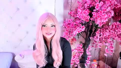     online show from 02-06-26, 01:58