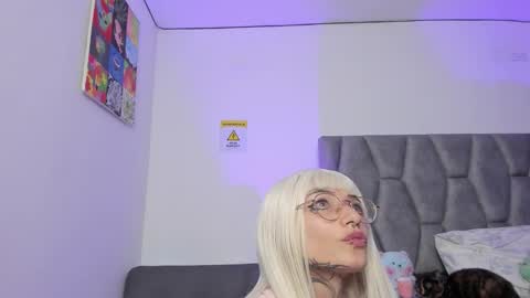 namtarak4 online show from 03-18-26, 02:58