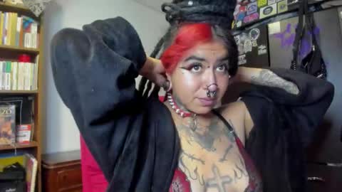 Val  online show from 01-13-26, 02:39