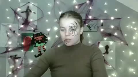 Nana online show from 10-22-25, 08:03