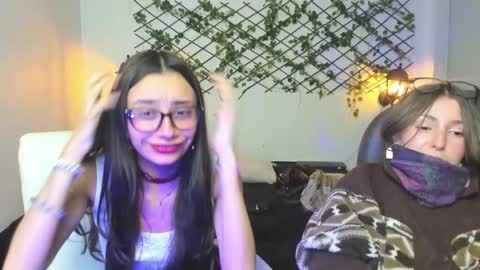 Rousse online show from 03-25-26, 03:34