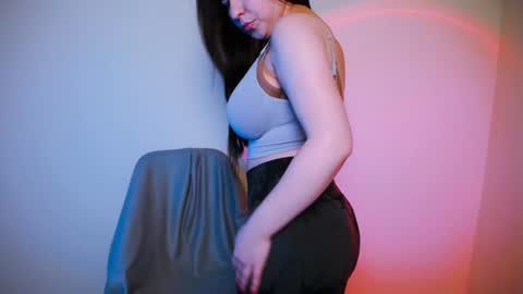 Snapshot of nanafey chatting on 01-17-25, 01:56 your candy online show from 01-17-25, 01:56