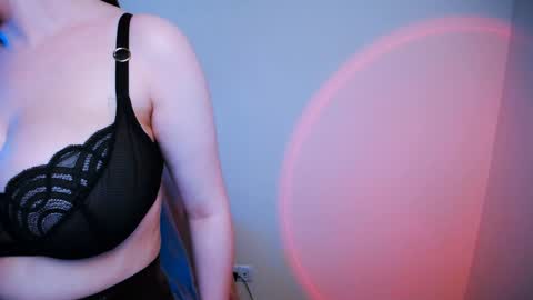 Snapshot of nanafey chatting on 01-26-25, 10:23 your candy online show from 01-26-25, 10:23