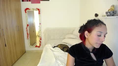 Snapshot of nanami_20 chatting on 09-10-25, 07:03 samantha online show from 09-10-25, 07:03