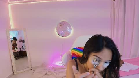 Snapshot of nanami_20 chatting on 06-18-26, 07:51 samantha online show from 06-18-26, 07:51