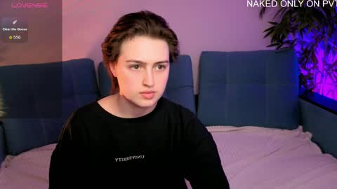 Snapshot of nanami_v02 chatting on 05-08-26, 08:41 Maeve online show from 05-08-26, 08:41