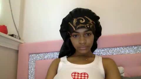 Snapshot of nanaonn chatting on 04-21-26, 06:55 nanaonn online show from 04-21-26, 06:55