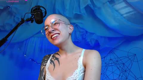 Alma  Maria online show from 09-13-25, 05:29