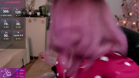 Nancy online show from 01-09-25, 04:17