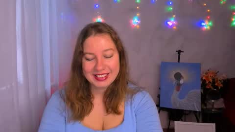 Nancy online show from 09-19-25, 05:42