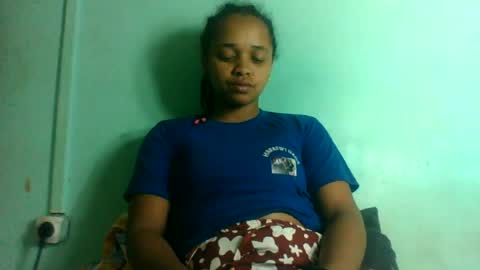 Snapshot of nandrianina416143 chatting on 07-06-26, 06:10 nandrianina416143 online show from 07-06-26, 06:10