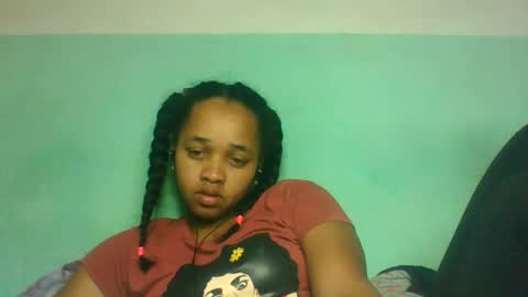Snapshot of nandrianina416143 chatting on 07-08-26, 06:29 nandrianina416143 online show from 07-08-26, 06:29