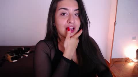 Snapshot of nani_gutierrez chatting on 02-13-26, 12:50 Nani online show from 02-13-26, 12:50